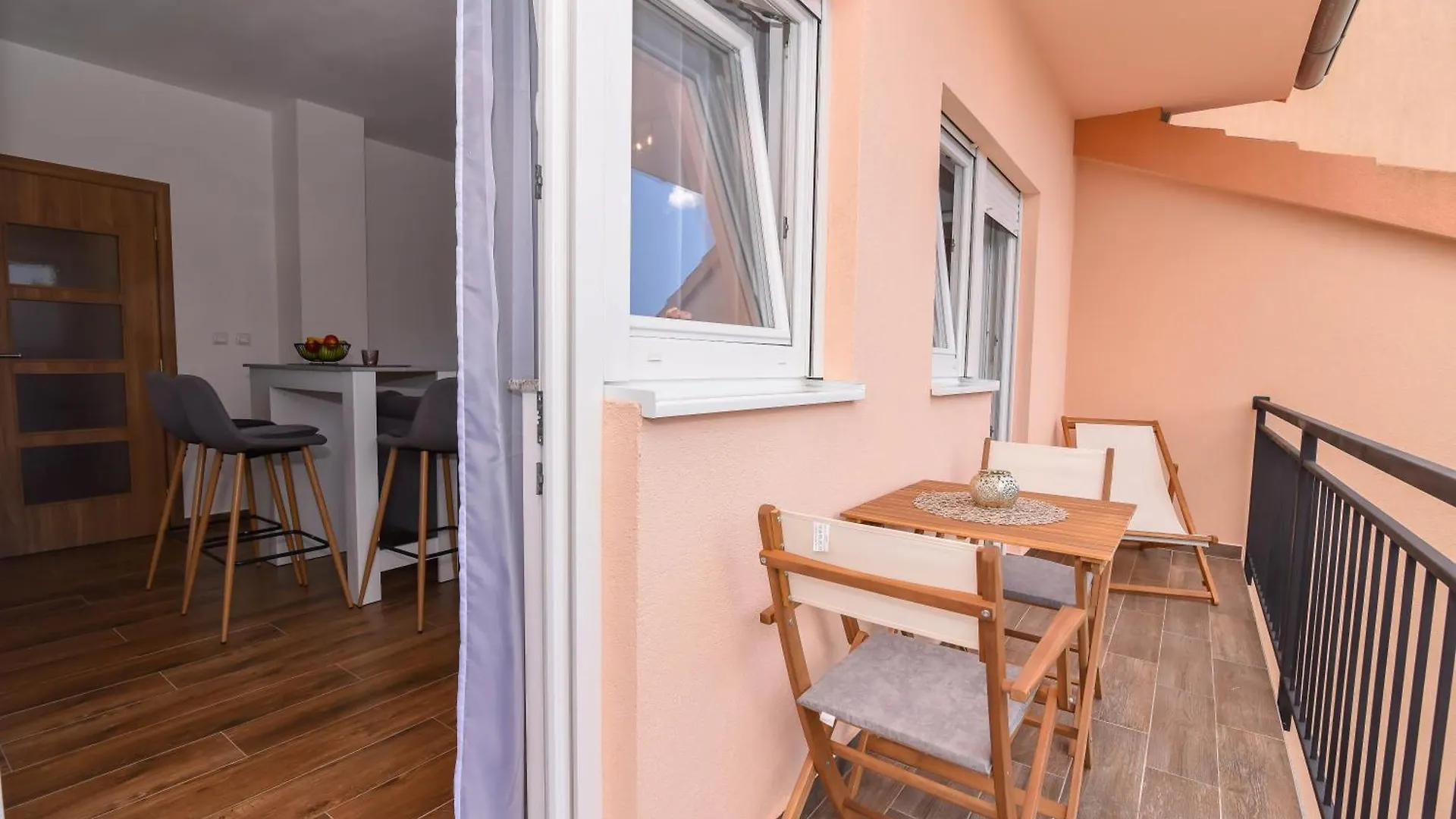 Apartment Borna Sukošan 0*,