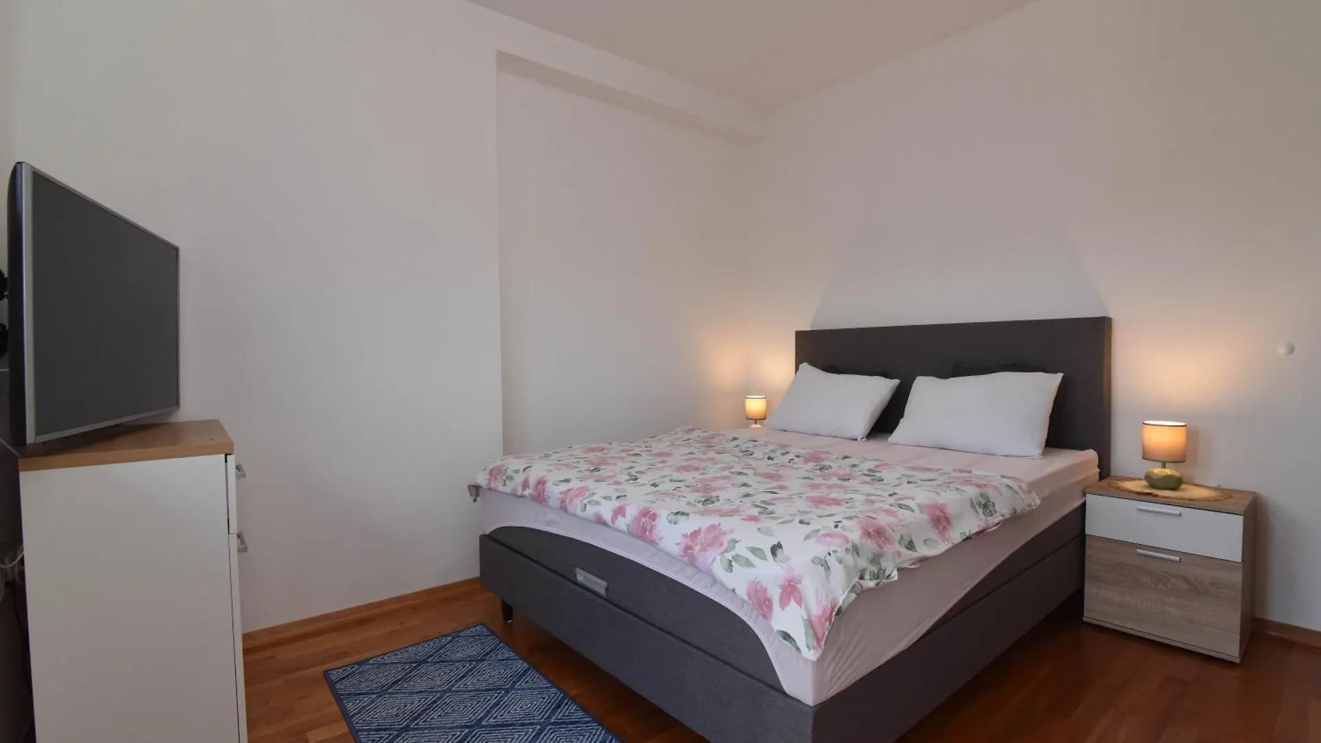 Apartment Borna Sukošan