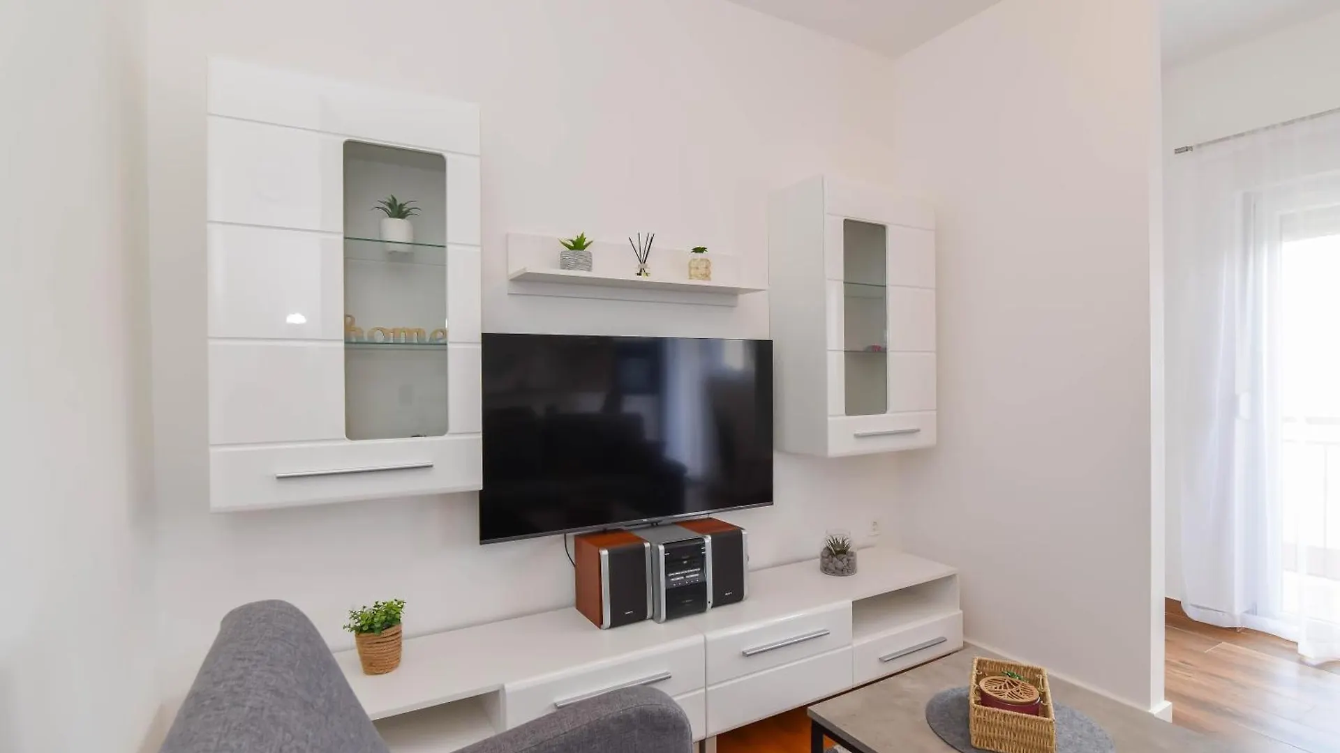 Apartment Borna Sukošan