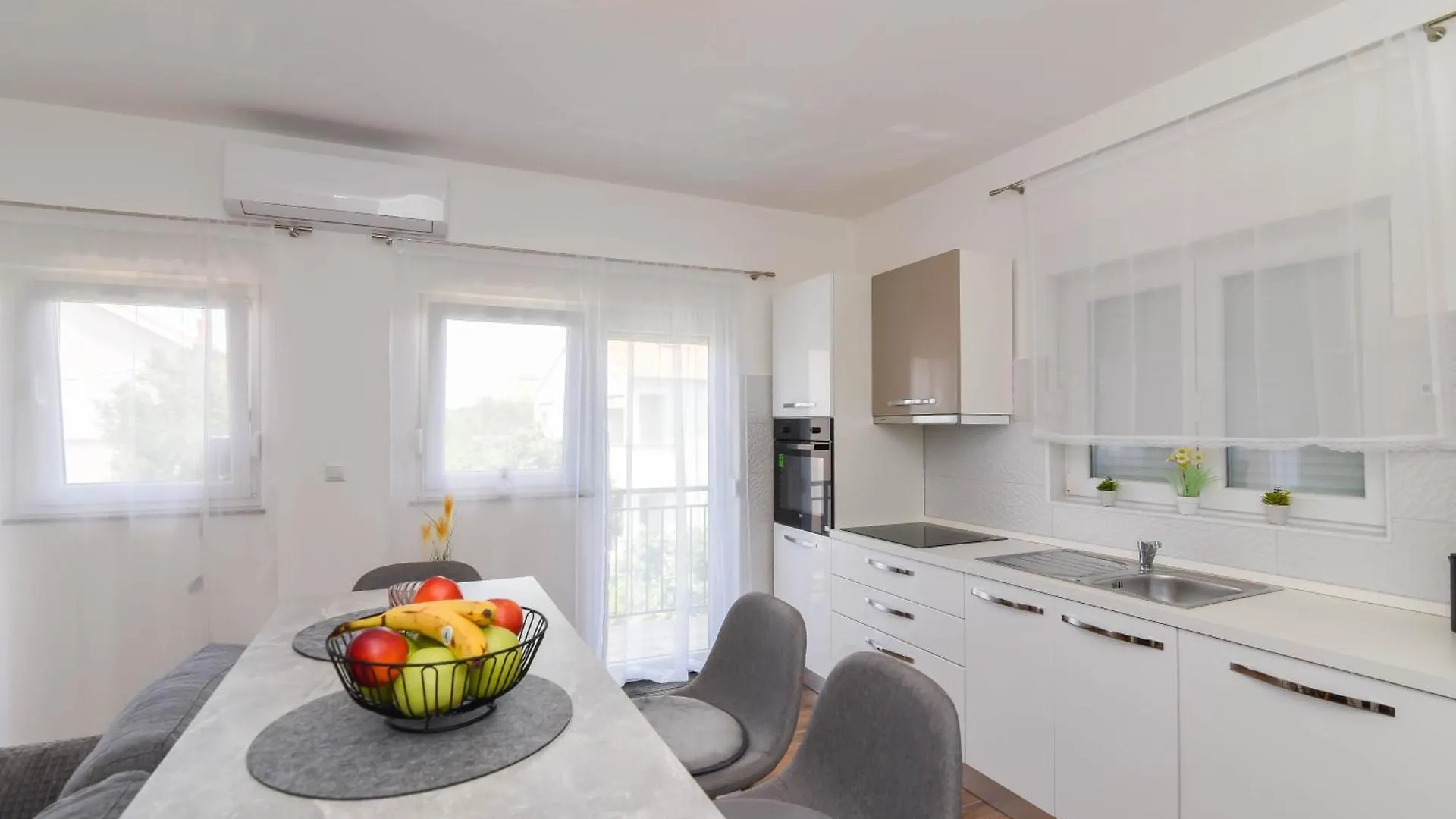 Apartment Borna Sukošan كرواتيا