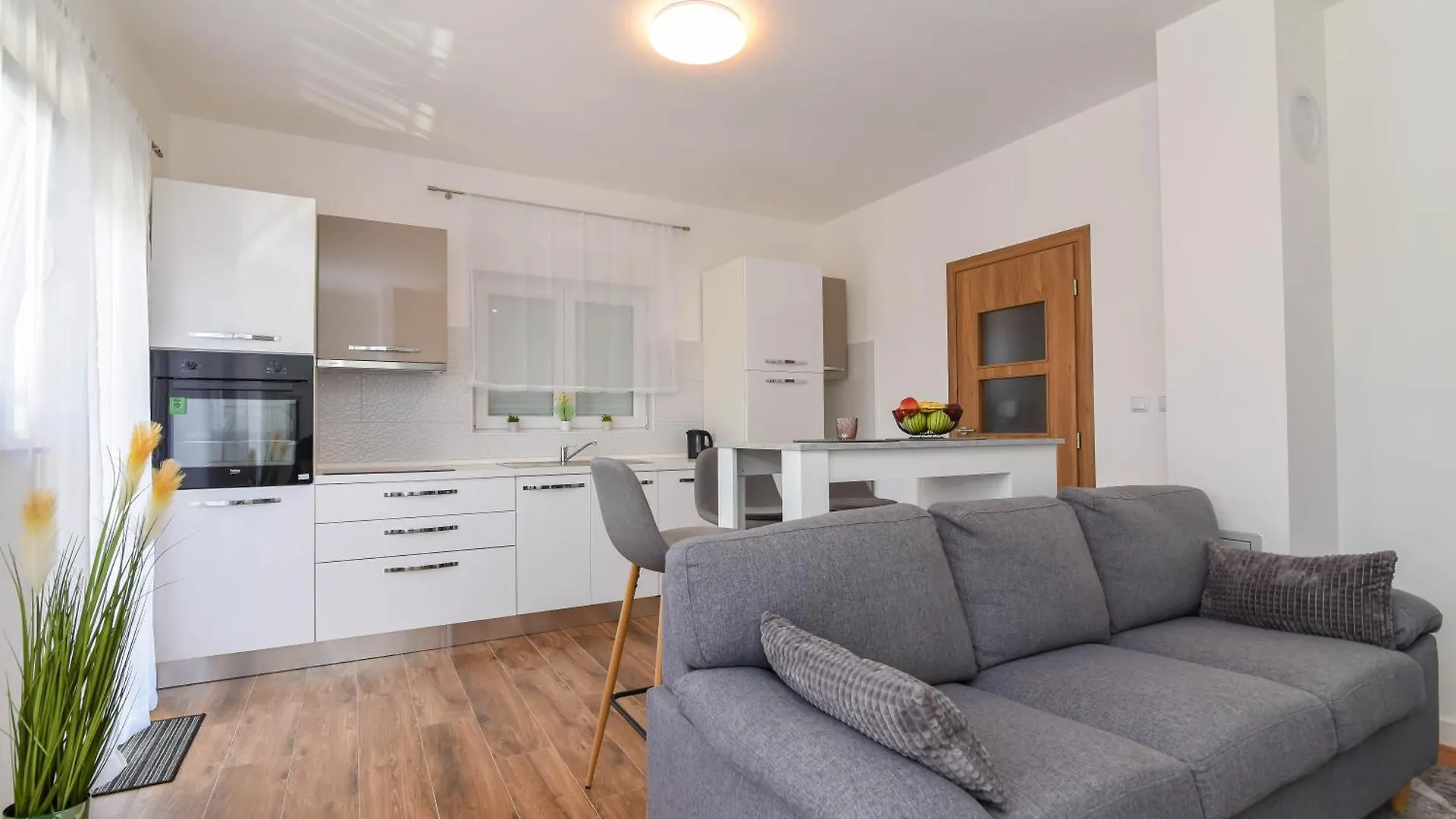 Apartment Borna Sukošan